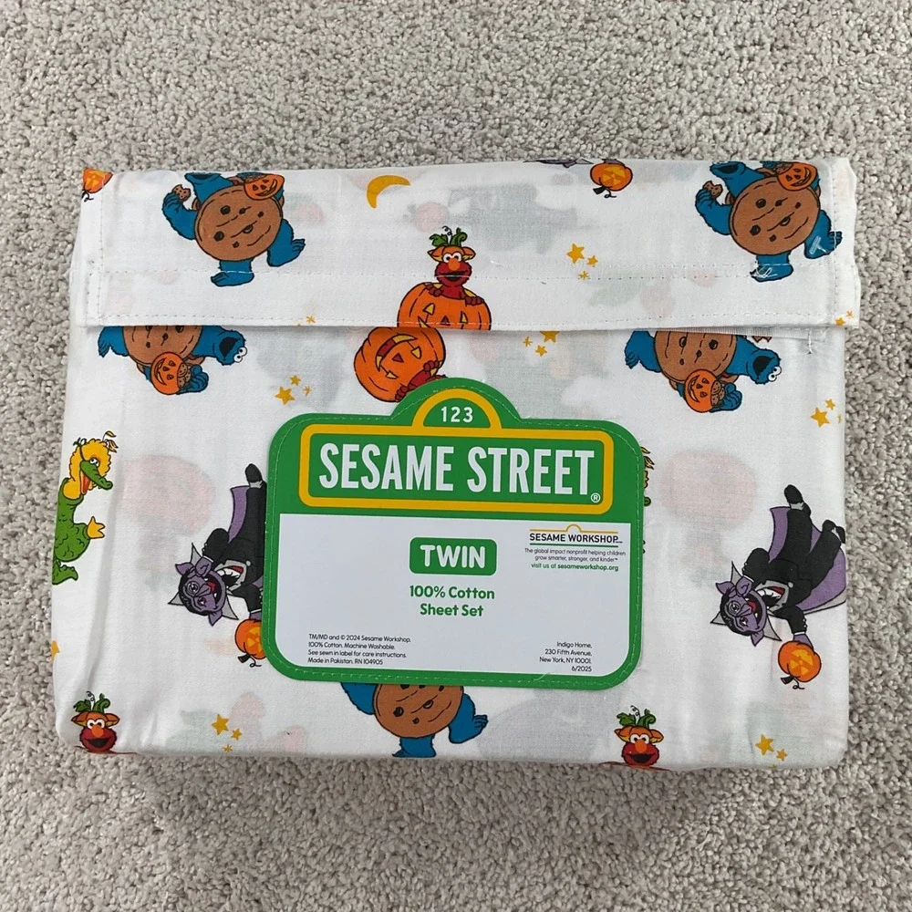 Sesame Street Halloween Twin Sheet Set 100% Cotton 3pc Elmo Cookie Monster Count